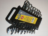 SPANNERS 9 pc COMBINATION SET WITH RATCHET DRIVE ( METRIC ) - NEW.