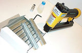 AIR POWERED STAPLE GUN (80/16) WITH A BOX OF 5,000 STAPLES (10 mm )- NEW.